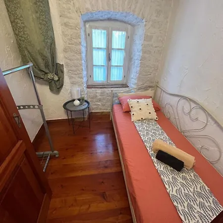 Ξενοδοχείο House Aneta