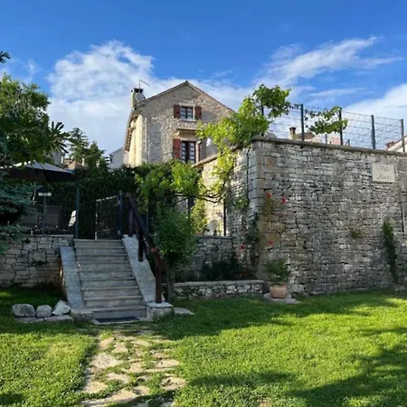 House Aneta Žminj