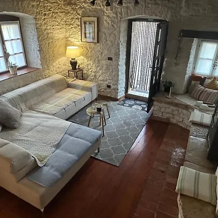 House Aneta Ξενοδοχείο 3*